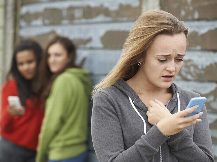 TEENS ON TECHNOLOGY: NEGATIVE EFFECTS OF TOO MUCH SCREEN TIME