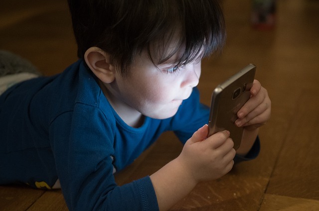 LET’S TALK ABOUT SCREEN ADDICTION