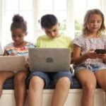 screen-addiction-children