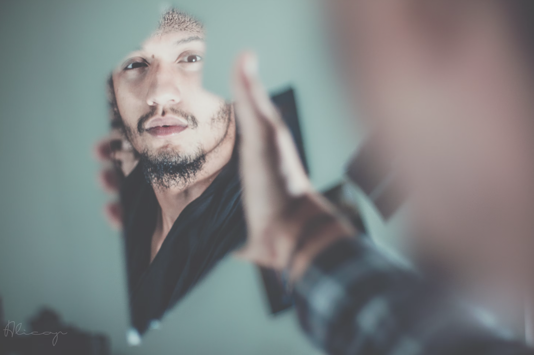 Signs You're Dating a Narcissist