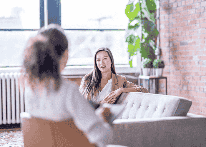 Woman seeking individual therapy in Hong Kong due to mental health difficulties