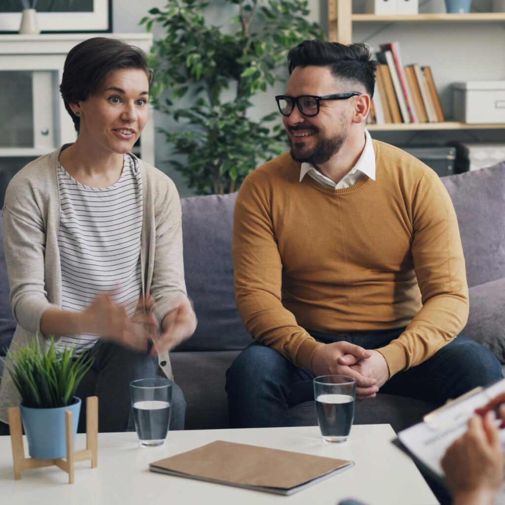 couple talking on a separation and divorce therapy